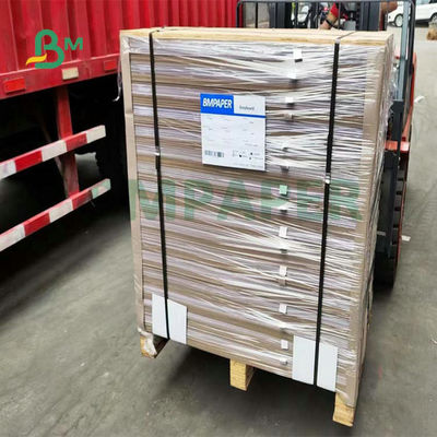 Il cartone bianco laminato ricoprente riveste 72 x 102cm 1mm 2mm 3mm per il contenitore di regalo