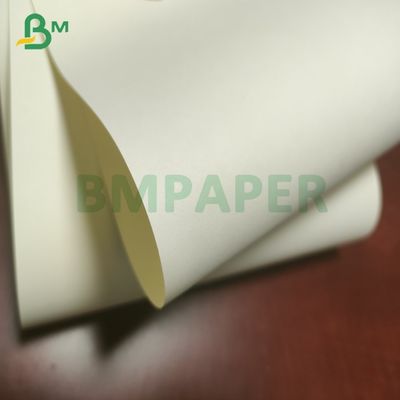 Carta da stampa di carta di Senza legno dell'avorio del testo non rivestito cremoso 70gsm 80gsm del libro