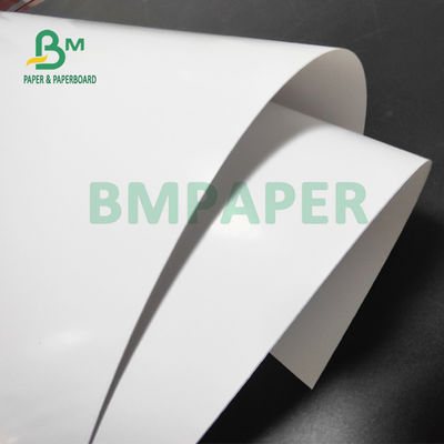 Lucentezza di seta 120gsm di carta 148gsm del testo bianco di lucentezza C2S per le pagine 635 x 965mm della rivista