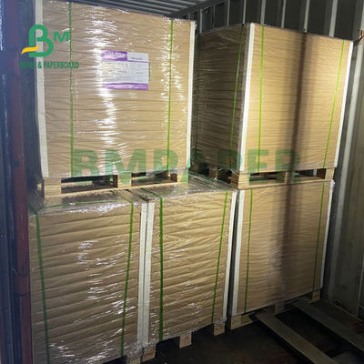Lucentezza di seta 120gsm di carta 148gsm del testo bianco di lucentezza C2S per le pagine 635 x 965mm della rivista
