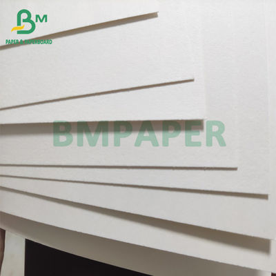 Cartone non rivestito assorbente bianco per spessore della stuoia 0.4mm 0.5mm della birra