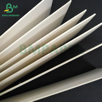 Cartone non rivestito assorbente bianco per spessore della stuoia 0.4mm 0.5mm della birra