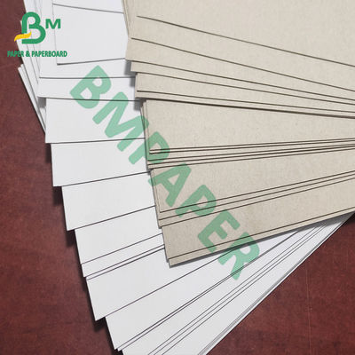 Il solido allineato bianco luminoso ha ricoperto il bordo duplex 300gsm per le carte di manifestazione