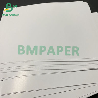 157gsm Art Paper bianco C1S C2S 54 pollici di ampia lunghezza di X 210m 3 pollici di centro