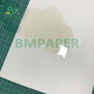 gli strati di carta assorbenti di 1000mm x di 700mm eccellenti assorbono la superficie piana liquida