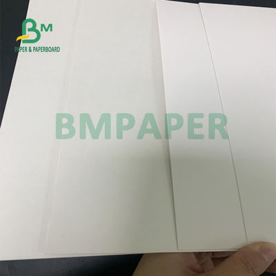 L'alto lato in serie del bordo uno di carta da imballaggio dell'alimento del commestibile ha ricoperto Eco 325gsm amichevole