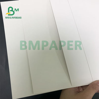 L'alto lato in serie del bordo uno di carta da imballaggio dell'alimento del commestibile ha ricoperto Eco 325gsm amichevole