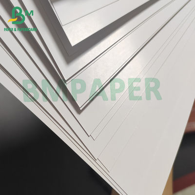 Doppio Chromo parteggiato ha ricoperto la carta lucida 300gsm 350gsm di C2S per la rivista