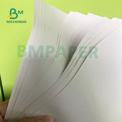 Buona carta di imballaggio della carta da giornale di opacità 45gsm 48.8gsm per industria di scarpe
