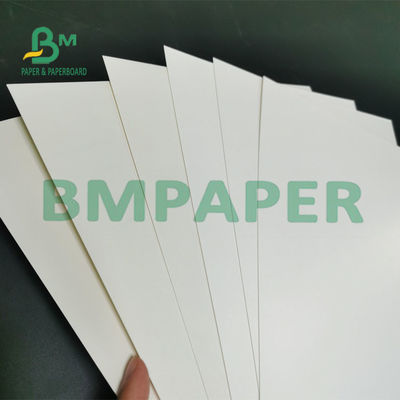 L'alto spessore ha candeggiato la carta bianca, risguardo di FBB per l'imballaggio 300g 70 del × 100cm