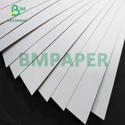resistente di umidità di 325gsm CCK Rivestito in argilla Kraft Back Paper per i contenitori di cartone di piegatura