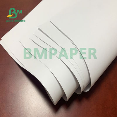 Senza legno non rivestito 50gsm di carta 53gsm 55gsm per le pagine del blocco note in rotolo