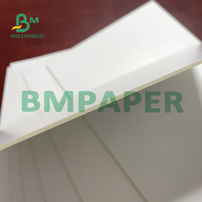 Una lucentezza rivestita bianca di due lati ha laminato la carta 2mm della carta per la scatola cosmetica