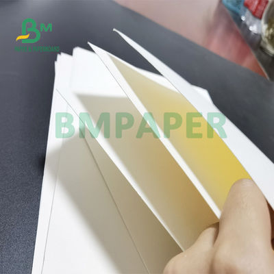 Cartone non rivestito della carta assorbente assorbente 1.0mm 1.2mm per le stuoie della birra 615mm x 860mm