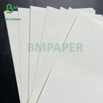 Del vergine pasta di cellulosa la stampa offset non rivestita 14PT bianco luminoso 16PT del cartone