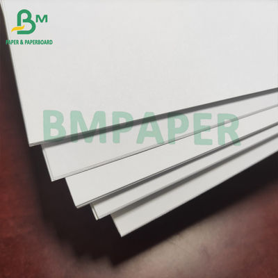 Carta per scrivere da 55 gsm Carta bianca non patinata senza legno Foglio da 66 x 106 cm