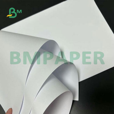 Ampio formato Woodfree non rivestito 55gsm di carta 60gsm 65gsm per stampa del testo di scuola