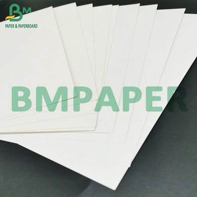 gli alti grammi bassi ingombranti 215grams che piegano il solido del bordo di scatola hanno candeggiato gli strati della carta dell'avorio