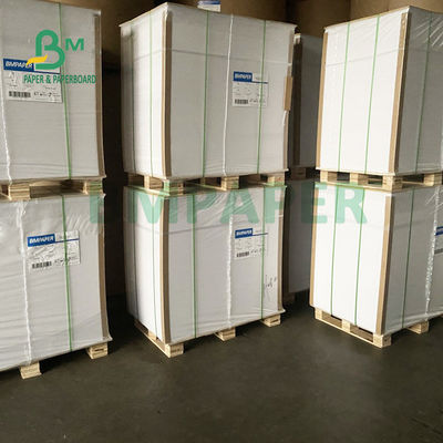 carta bagnata di resistenza di 65gsm 70gsm C1S per l'etichetta della birra 49 x 68 cm resistente all'acqua