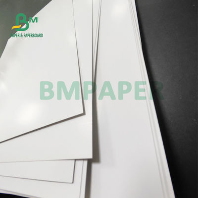 copertura rivestita di carta lucida di lucentezza di 70# 90# C2S per la rivista 13&quot; x 19&quot; alta bianchezza