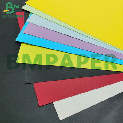 80GSM 110GSM La carta kraft colorata dell'imballaggio ha colorato la carta artigianale di Bristol per le borse