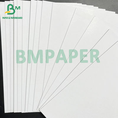 Pannello duplex rivestito di bianco su entrambi i lati in cartone bianco da 1 mm e 540 g/m²