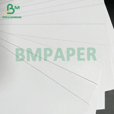 Pannello duplex rivestito di bianco su entrambi i lati in cartone bianco da 1 mm e 540 g/m²