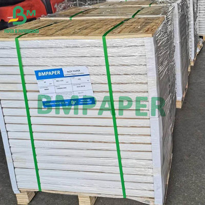 SGS Carta di copia senza carbonio CB CFB CF Dimensione 43 X 61cm A2 55-60 Gsm Carta bianca Immagine nera