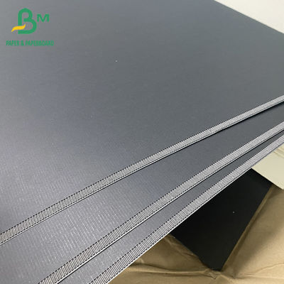 Carta di cartone ondulato nero/bianco 3 strati a colori piene F Flute Board 700mm X 1000mm