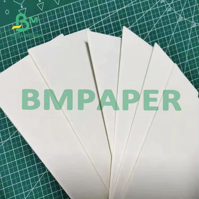 0.7 - 1,4 mm di carta bianca assorbente per la protezione dei tavoli