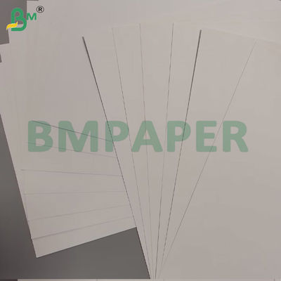 70 * 100 cm carta di legame non rivestita carta offset di stampa ad alta luminosità