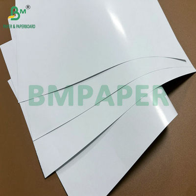 150 grammi 170 grammi Carta rivestita ad alto lucido per la stampa offset 900 x 1194 mm