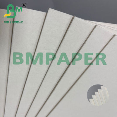 Carta ad assorbimento bianco di 2 mm di altezza senza rivestimento carta di superficie liscia 70 * 100 cm