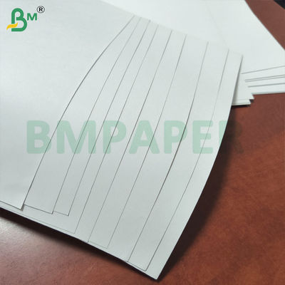 Brochure 70lb Carta di testo liscia carta bianca non rivestita carta da libro stampa digitale