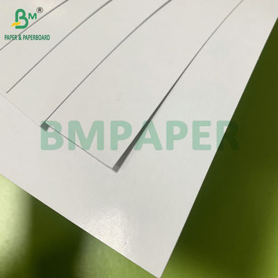 Brillantezza liscia 310gm 320g Opacità elevata Carta da poker con nucleo nero