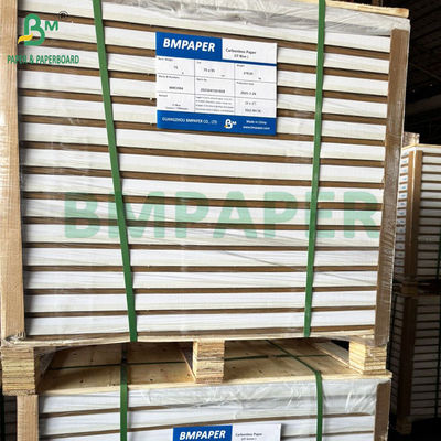 572 mm X 876 mm 55 grammi 60 grammi NCR CB CFB CF Carta di autocopia senza carbonio In Ream