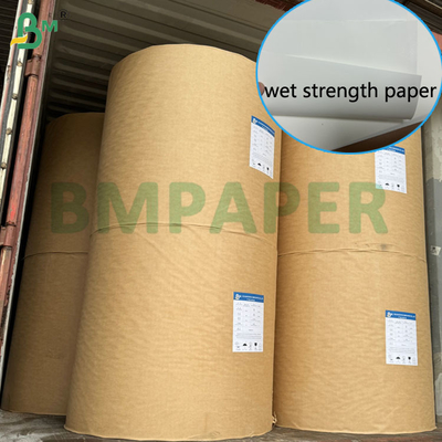 Larghezza 61cm Carta ad alta resistenza all'umido 68gsm 70gsm per etichette bottiglie per bevande