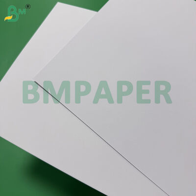 230 gm Carta Bristol non rivestita per carta d'invito 787 mm x 1092 mm