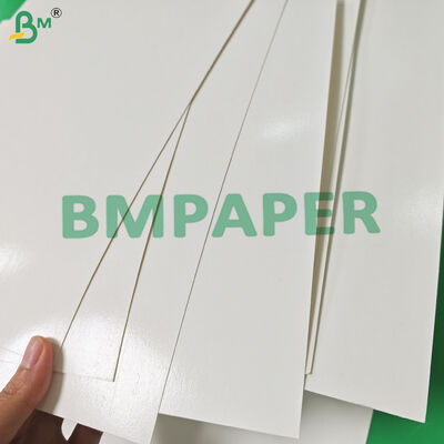 300 gm + 15 g di carta bianca rivestita in PE per la confezione di fast food 400 x 500 mm