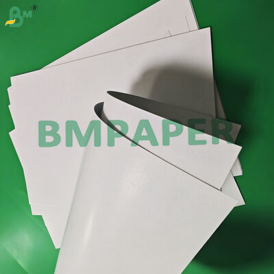Cartoncino per carte da gioco 300GSM 310GSM Superficie liscia Anima nera 640 x 900mm